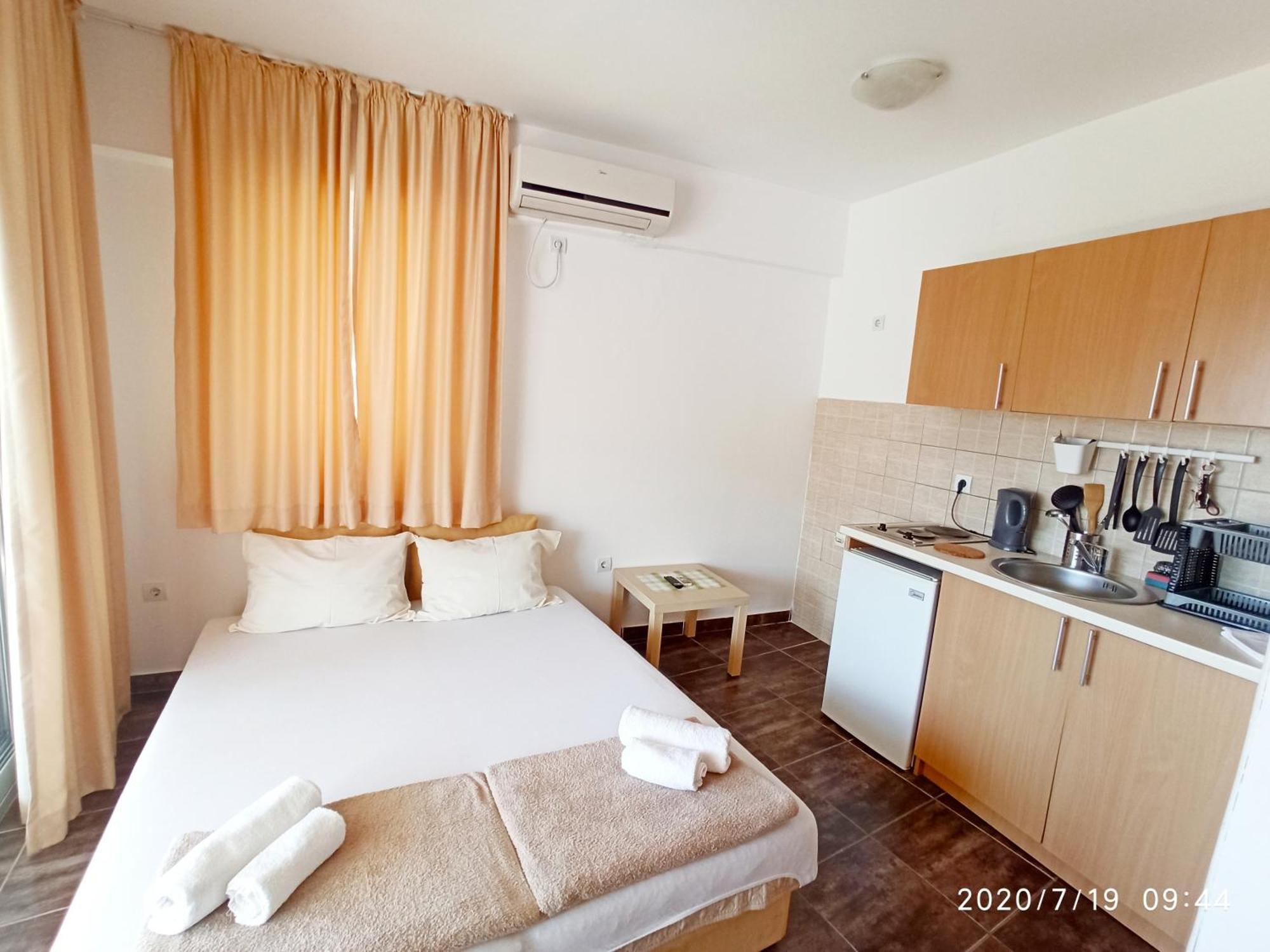 Apartments Mitende Budva Pokoj fotografie