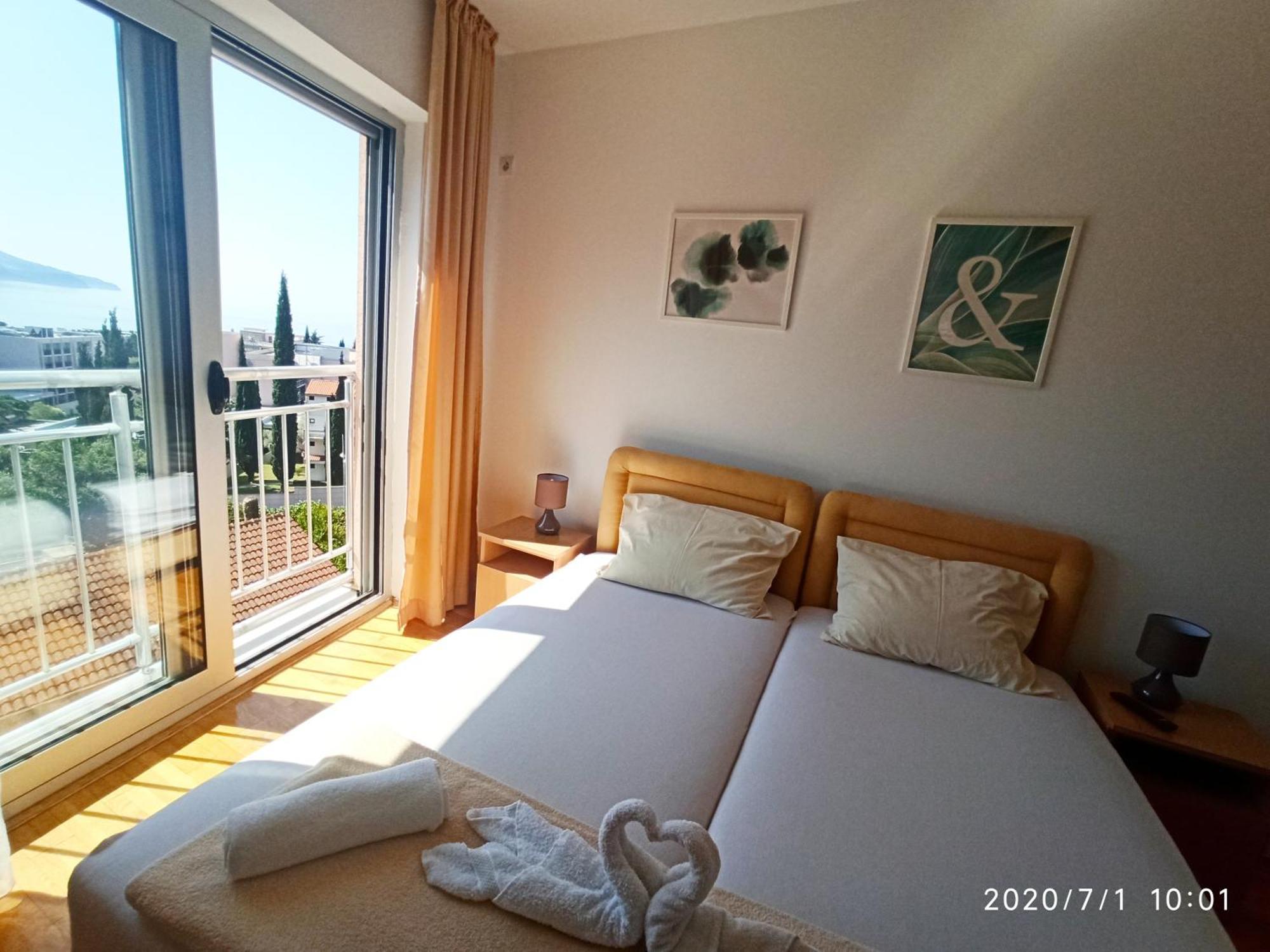 Apartments Mitende Budva Pokoj fotografie