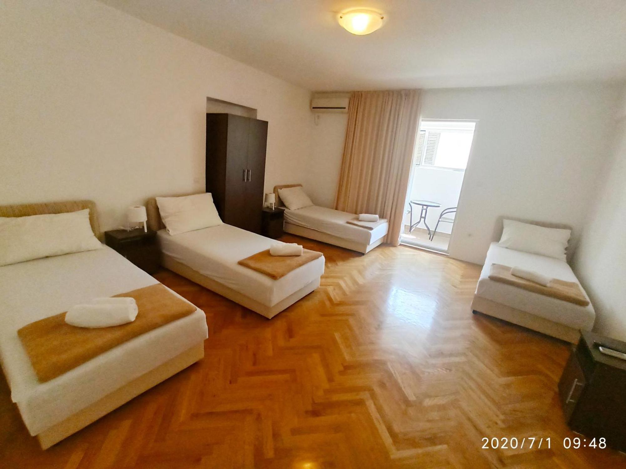 Apartments Mitende Budva Pokoj fotografie